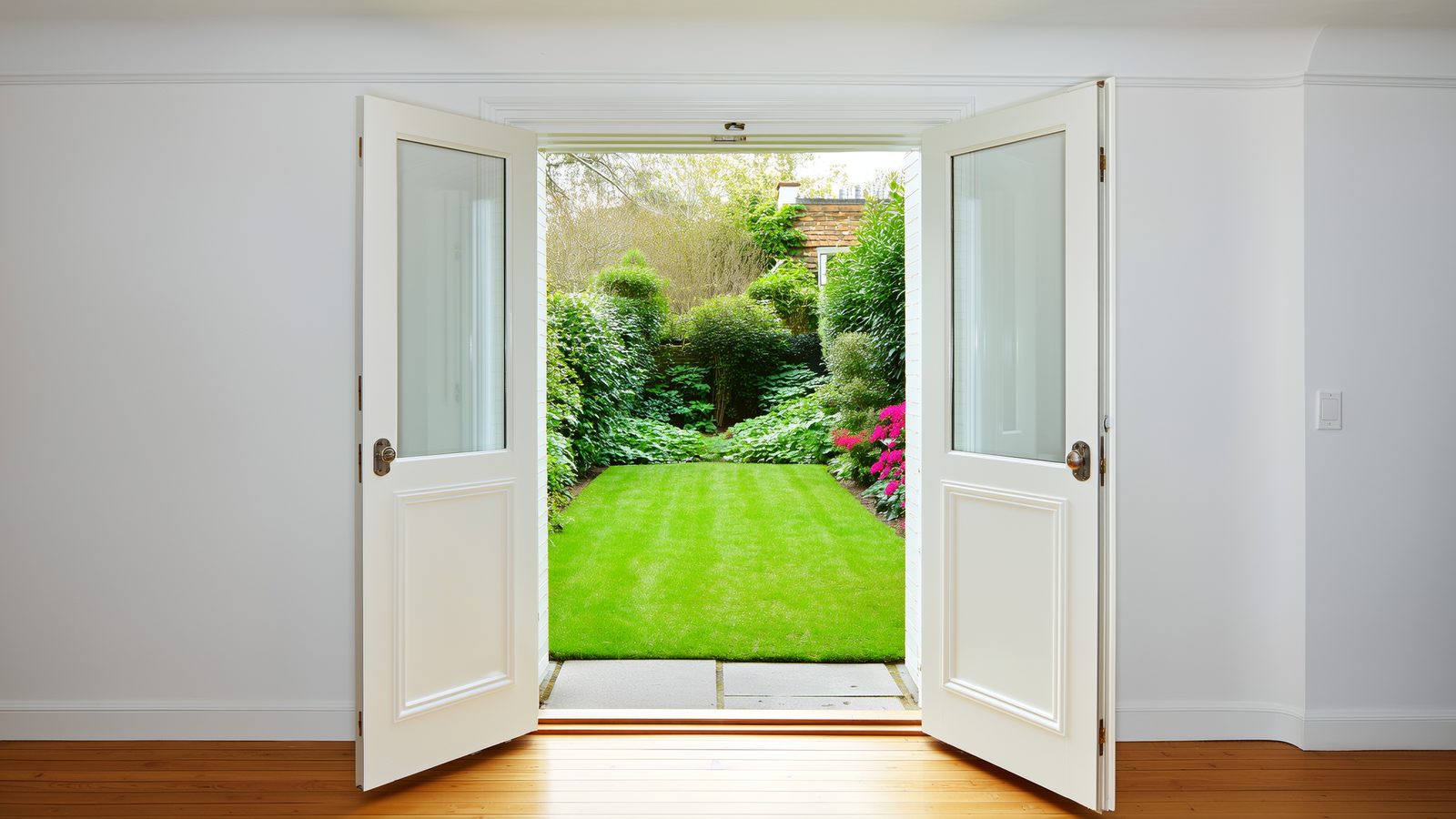 Winchmore Hill : French Doors fitted